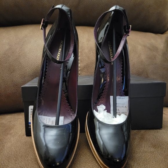 Heels 👠👠👠 - Picture 2 of 10